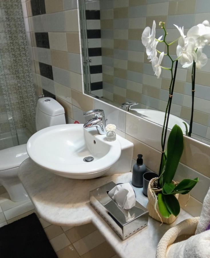 Luxury Apartment With Sea View Near Kallithea Koskinou  Dış mekan fotoğraf